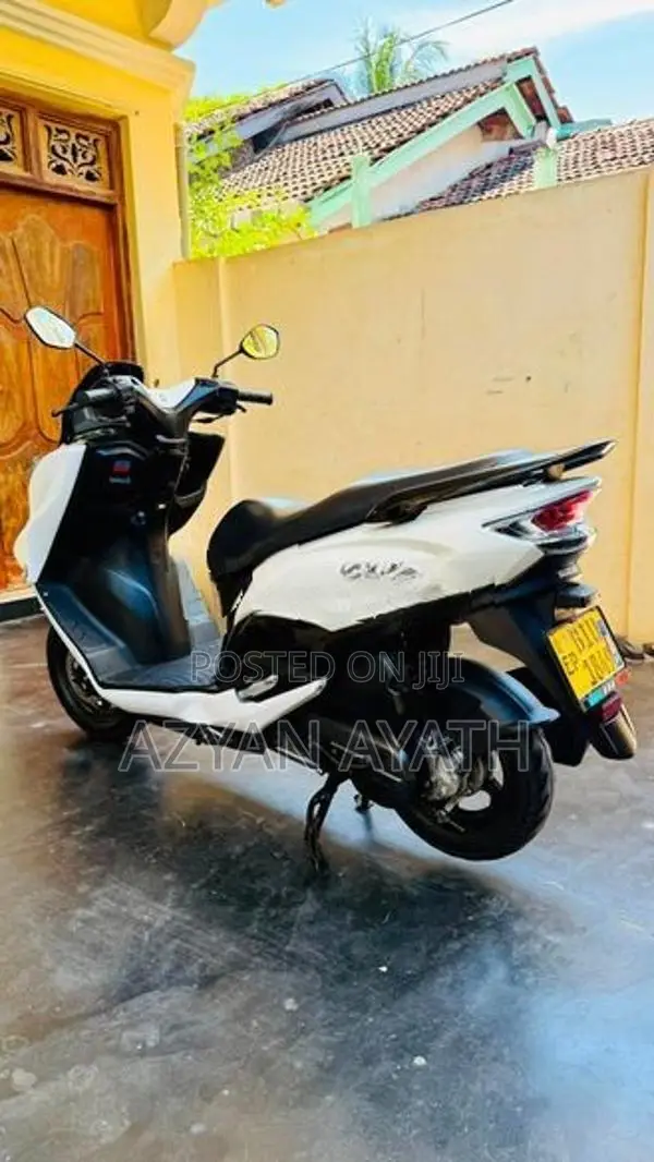 Suzuki Burgman 125 2020