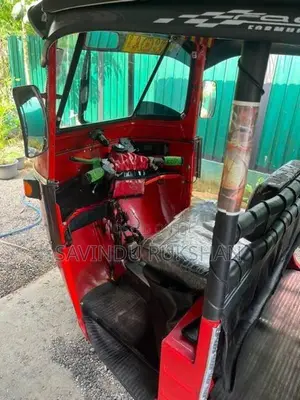 Bajaj RE Three wheelers 2006