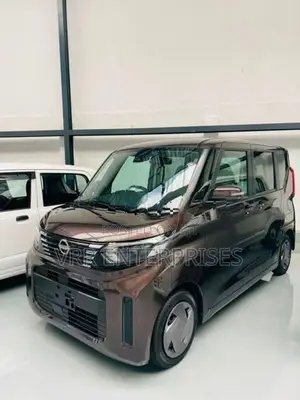 Nissan Roox 2024