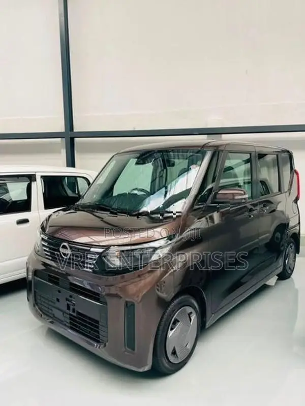 Nissan Roox 2024