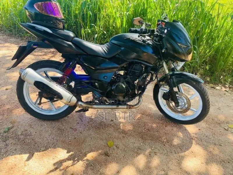 Bajaj Pulsar 200 2008