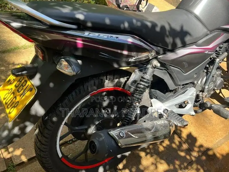 Bajaj Discover 125 2015
