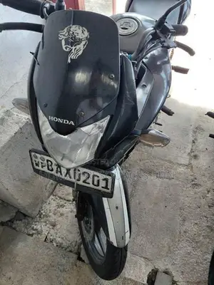 Honda CBF STUNNER 2013