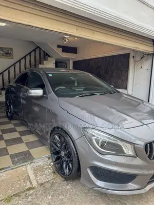 Mercedes Benz CLA 200 AMG 2014
