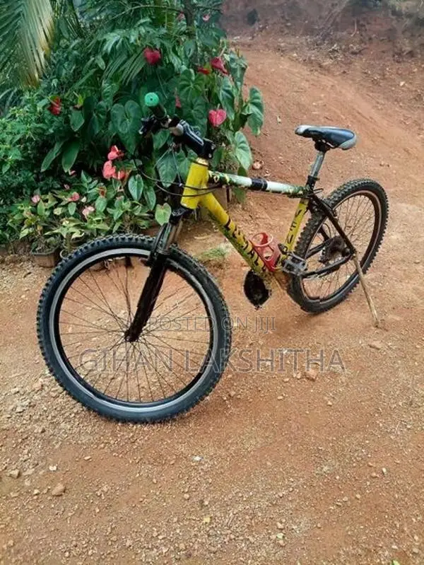 Venom Himalayan MTB Shimano Gears