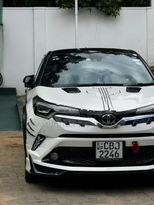 Toyota CHR NGX 50 2019