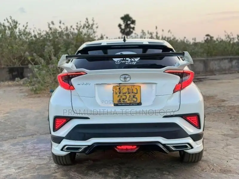 Toyota CHR NGX 50 2019