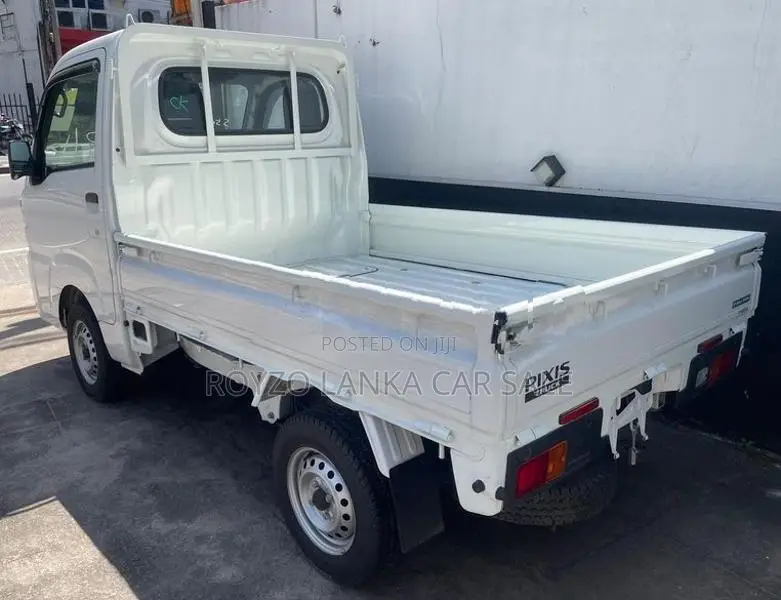 Toyota Pixis Truck 2024