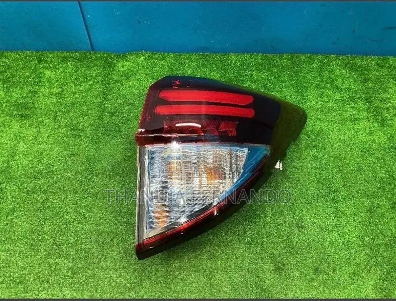Vezel Tail Light