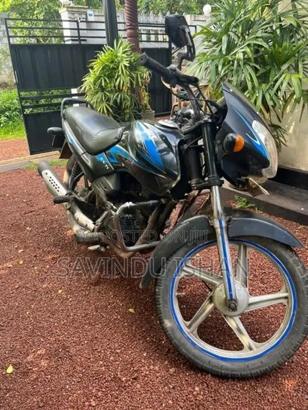 TVS Metro 2010