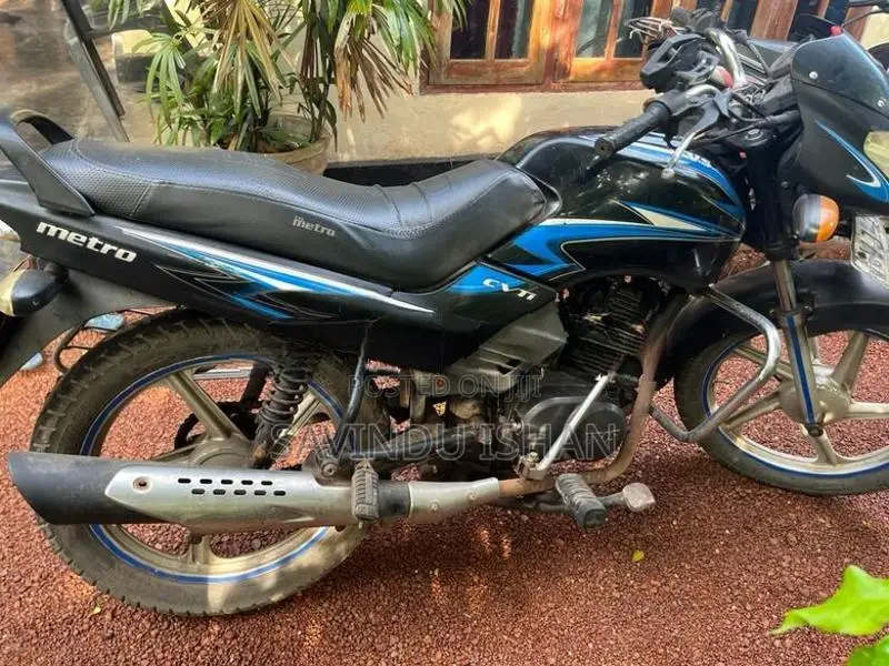 TVS Metro 2010