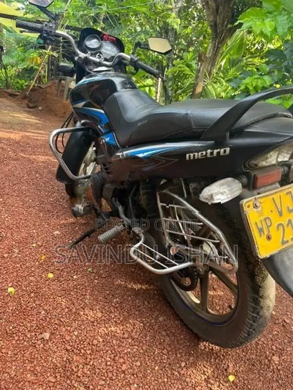TVS Metro 2010