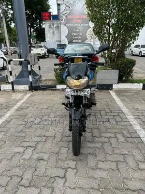 Bajaj Discover 2013