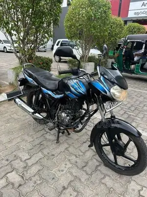 Bajaj Discover 2013