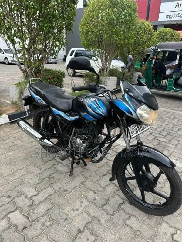 Bajaj Discover 2013