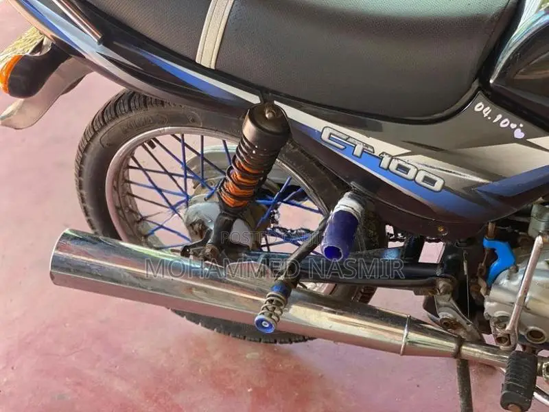 Bajaj CT100 2018
