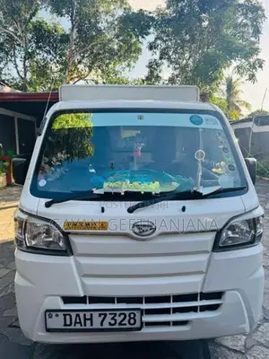 Daihatsu Hijet 2016