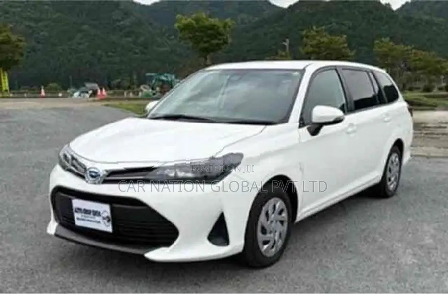 Toyota Fielder Corolla EX Hybrid 2025