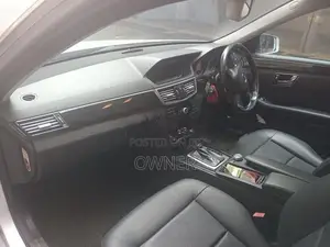 Mercedes Benz E200 CGI 2010