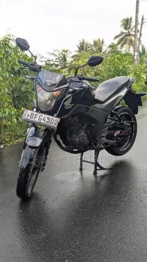 Honda CB Hornet 2017