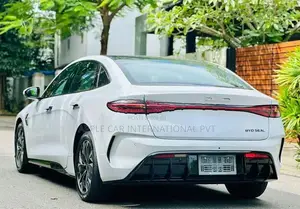 BYD Seal Premium Plus 150KW 2024