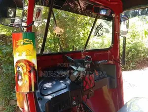 Bajaj RE QW175cc 2010
