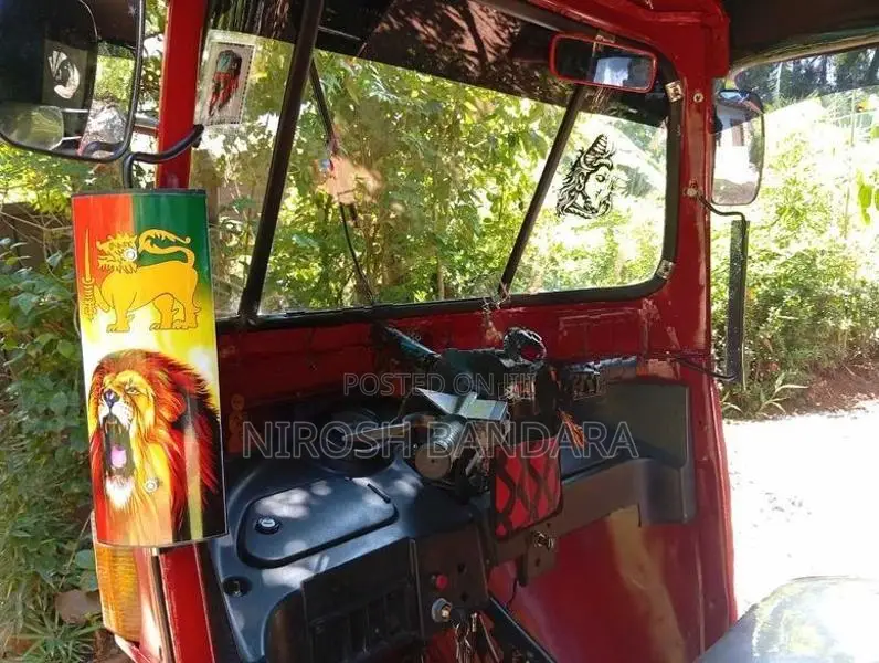 Bajaj RE QW175cc 2010
