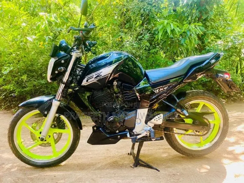 Yamaha FZ 2011
