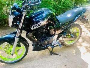 Yamaha FZ 2011