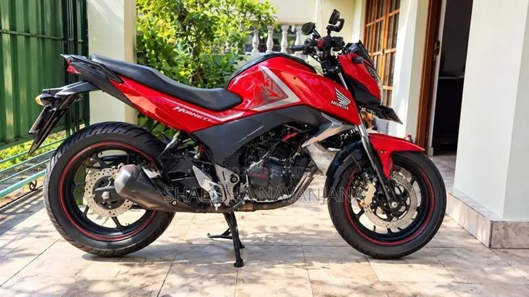Honda CB Hornet 2017