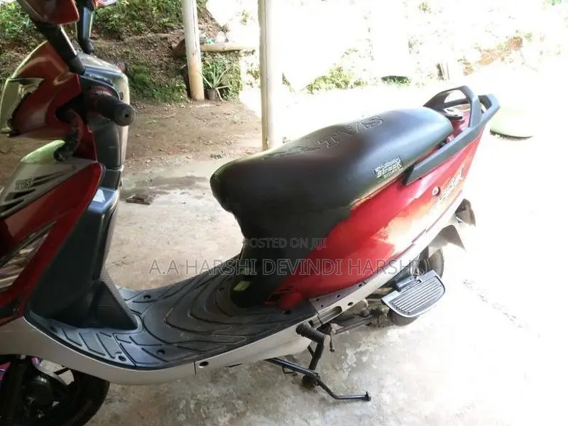 TVS Streak 2010
