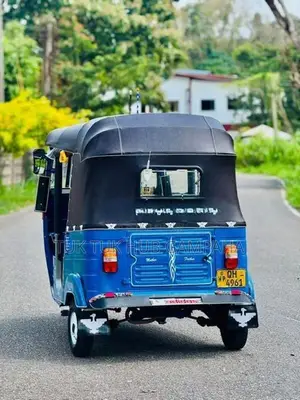 Bajaj RE 2006