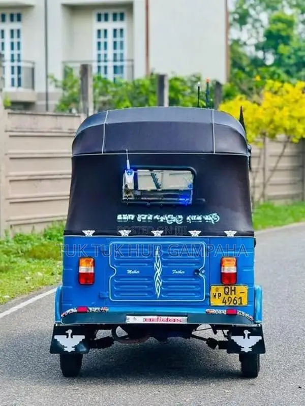 Bajaj RE 2006