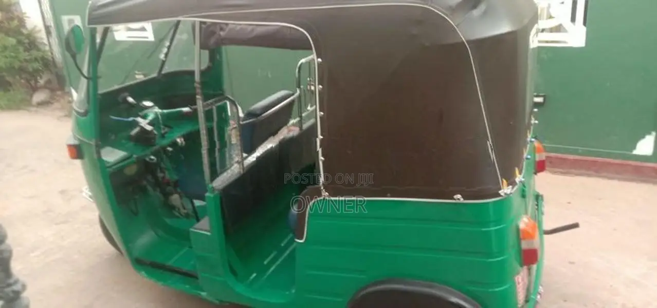 Bajaj RE 2 stoke 2005