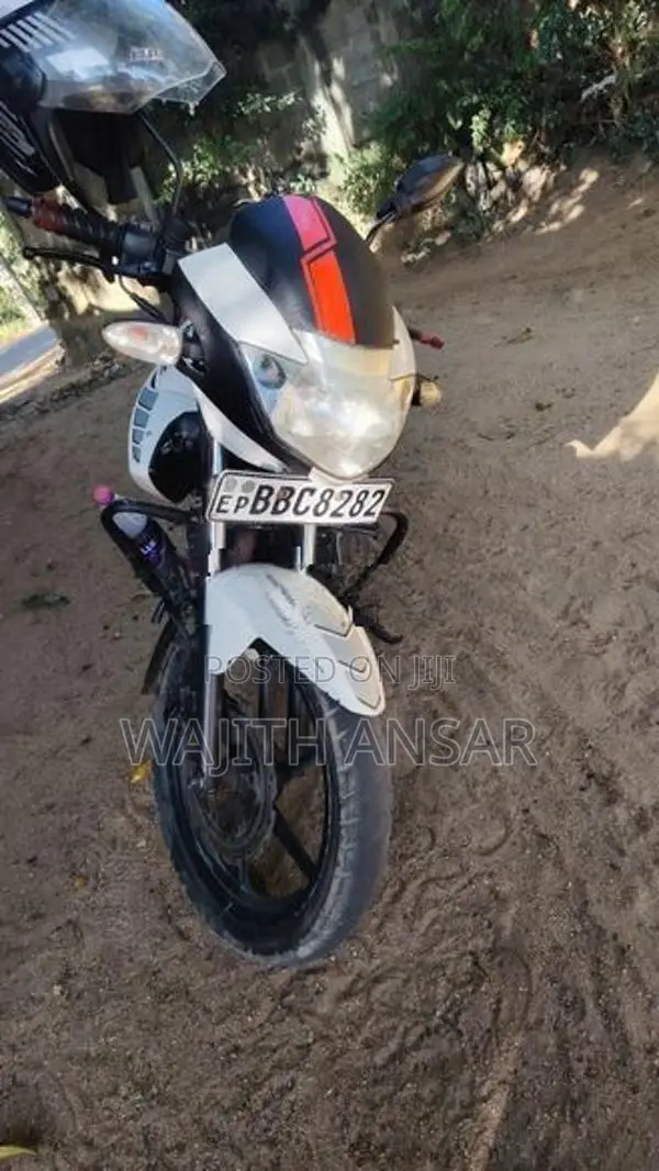 TVS Apache 2014