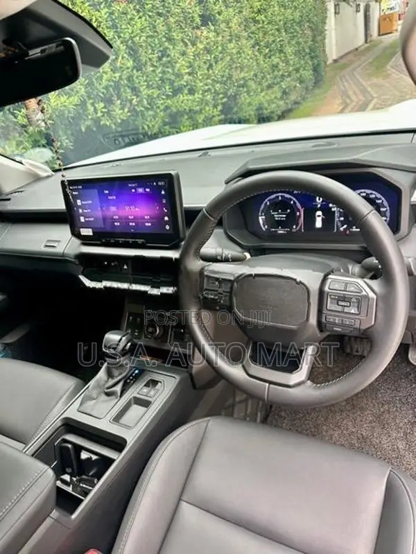 Toyota Hilux Travo Overland Plus 2025