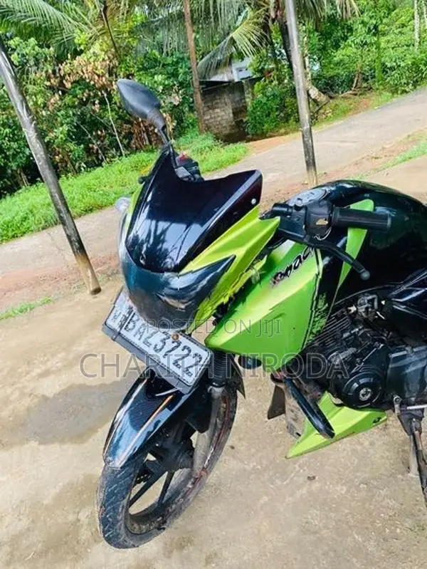 TVS Apache 2014