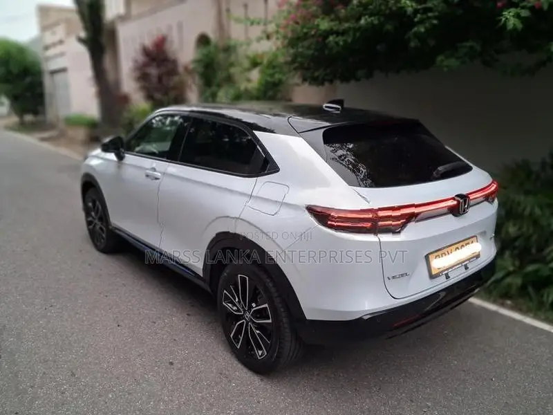 Honda Vezel Z PLAY 2026