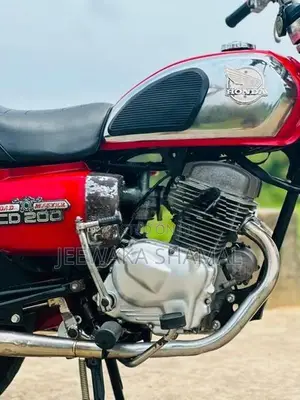 Honda CD 200 2004