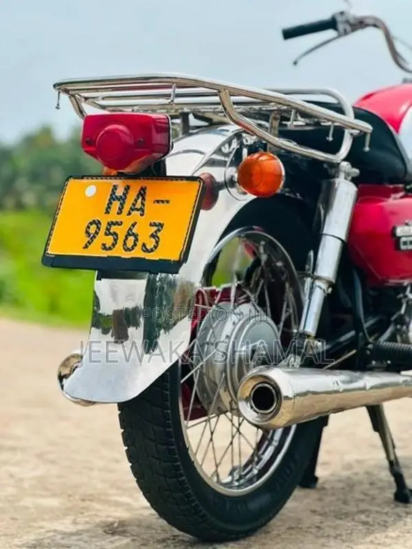 Honda CD 200 2004
