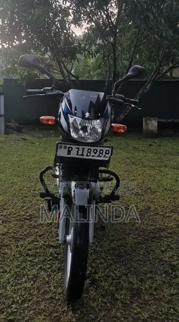 Bajaj CT100 2024