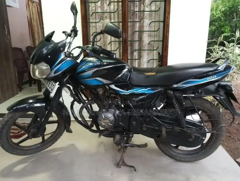 Bajaj Discover 2013