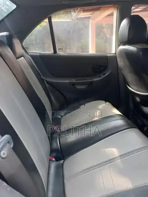 Hyundai Accent 2001