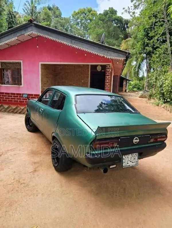Nissan Sunny B2 11 1977