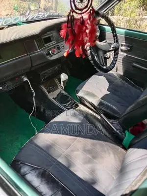 Nissan Sunny B2 11 1977