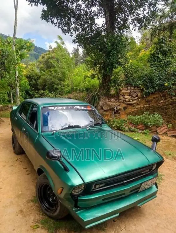 Nissan Sunny B2 11 1977