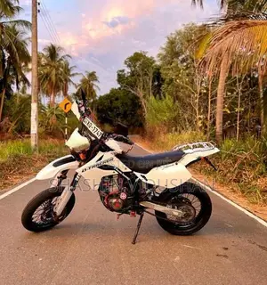 Kawasaki D Tracker 2009