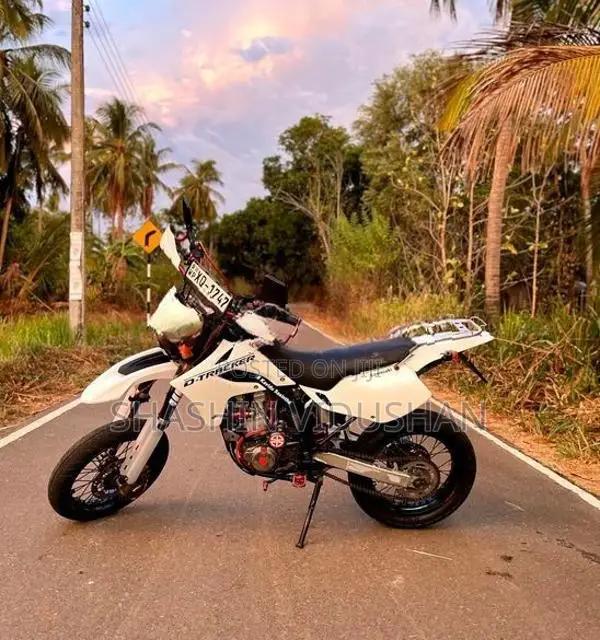 Kawasaki D Tracker 2009