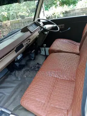 Mitsubishi L300 1985