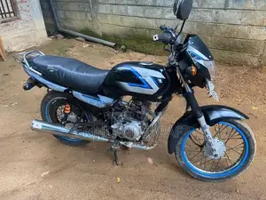 Bajaj CT100 2014